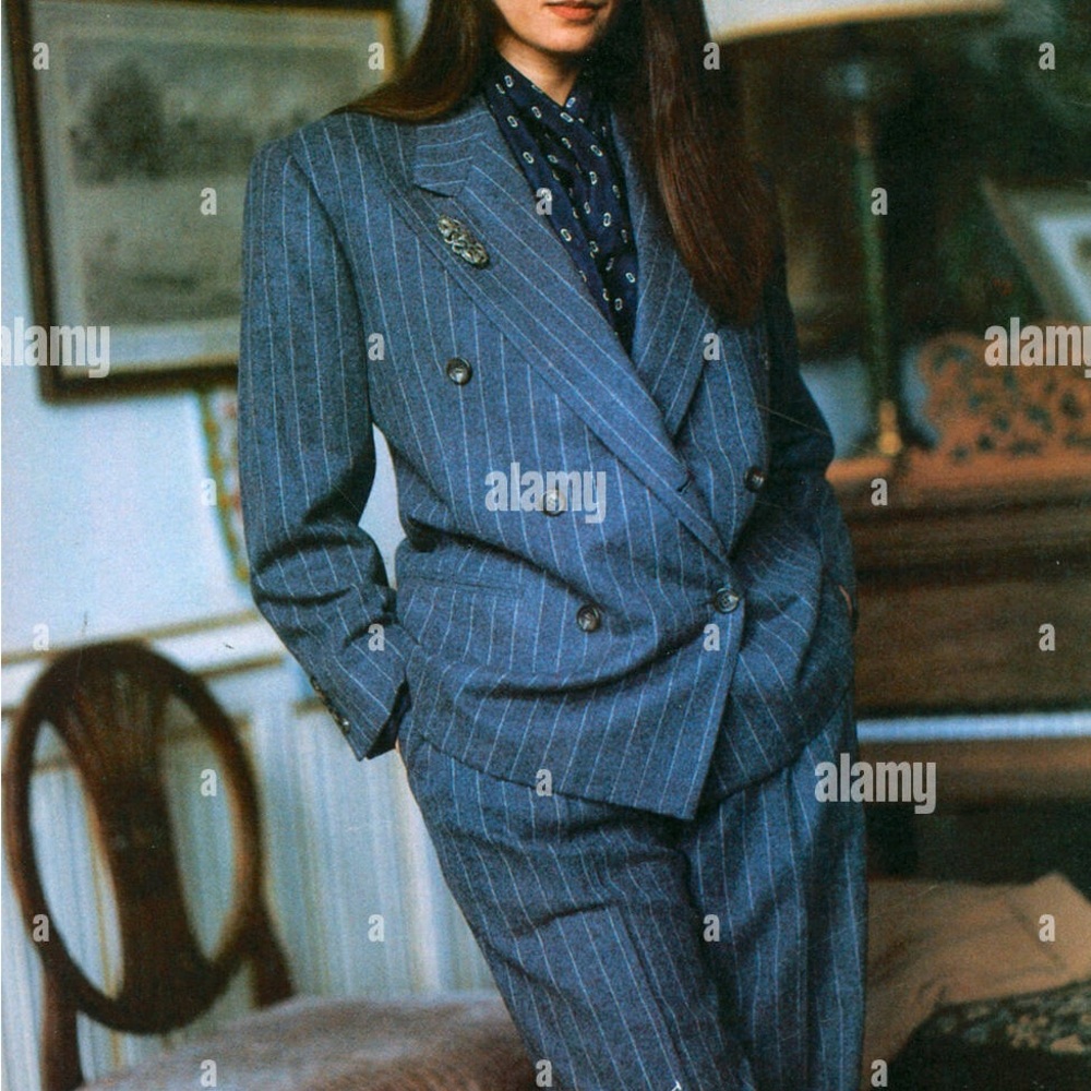 ISO Ralph Lauren Suits for Women - Picture 3 of 4